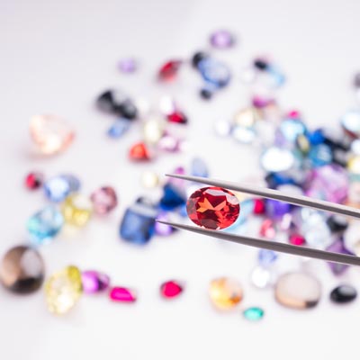 Birthstone Guide at KeepSakes Jewelry and Gifts